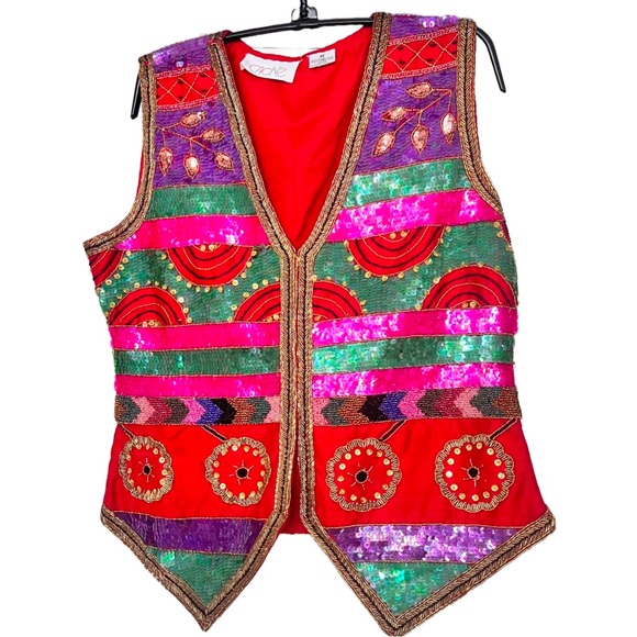 Women's Vintage Red Cache Beaded & Sequined Vest Size Medium Boho Sexy Fun EUC - Picture 1 of 7